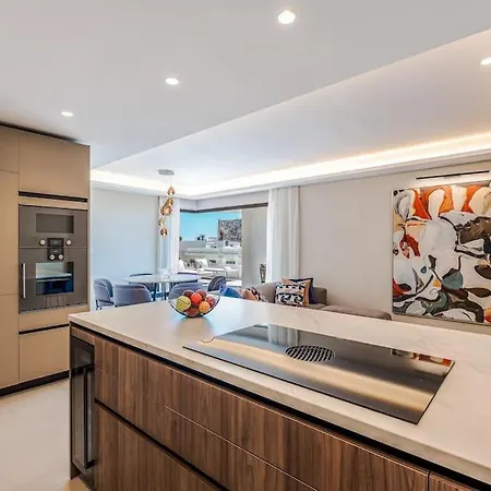 아파트 Ultimate Luxury Sea Views At Velaya Rdr408