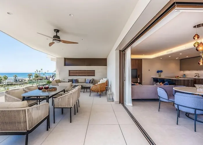 公寓 Ultimate Luxury Sea Views At Velaya Rdr408 埃斯特波纳